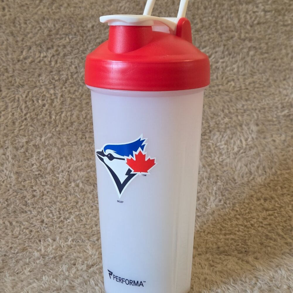 Performa Blue Jays 28 oz Shaker w/ whisk – Canadian brand